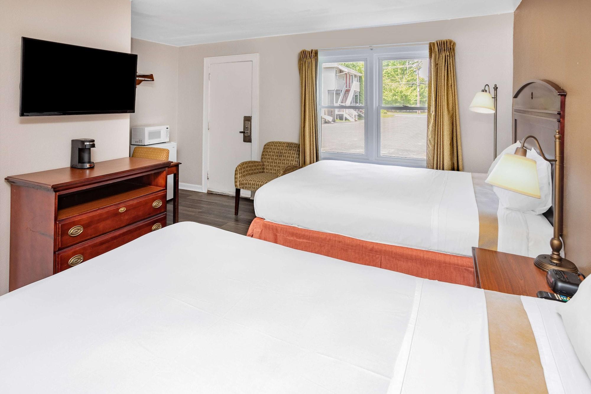 Travelodge By Wyndham Great Barrington Berkshires Bagian luar foto