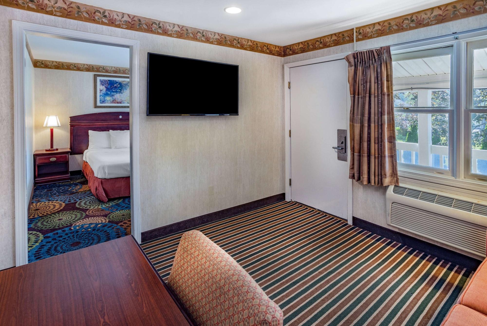 Travelodge By Wyndham Great Barrington Berkshires Bagian luar foto