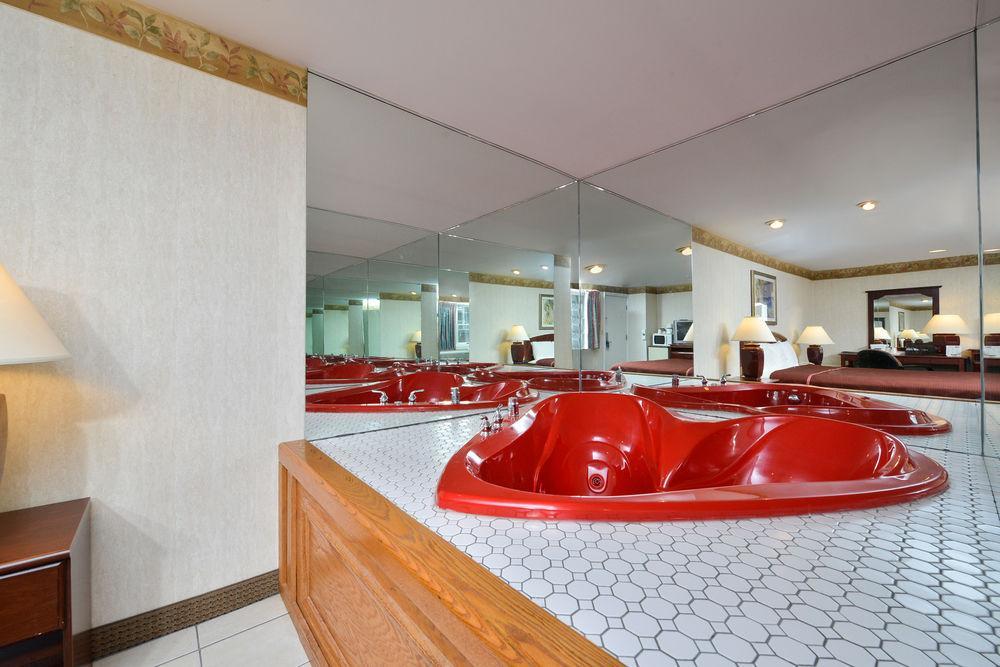 Travelodge By Wyndham Great Barrington Berkshires Bagian luar foto